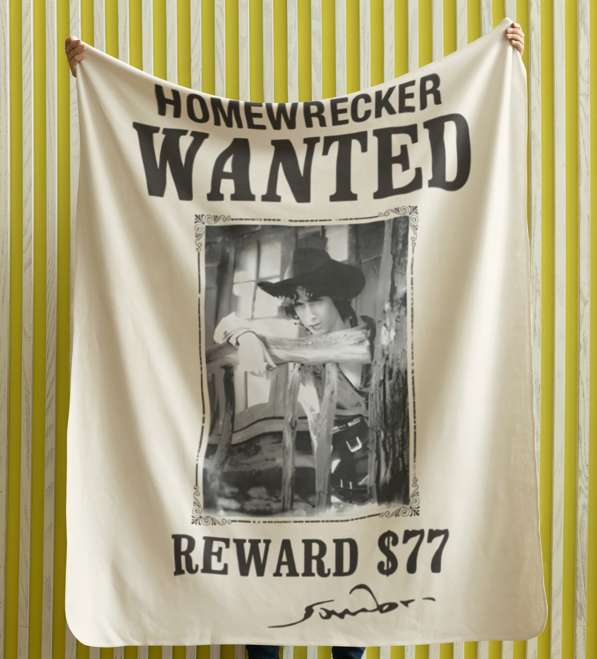 Homewrecker Wanted Blanket